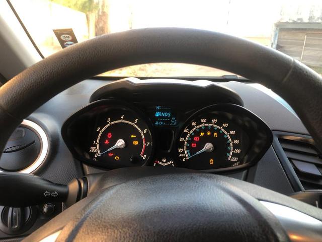 Ford New Fiesta (Abaixo da fipe)