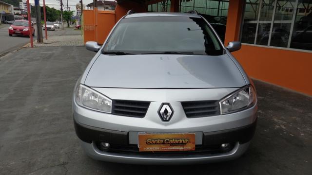 Megane Grand Tour 2.0 AT 2007 / (47) 3436 2124
