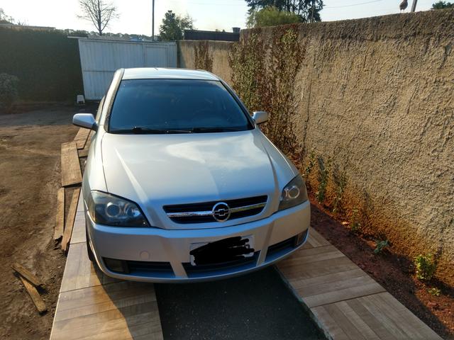 Astra sedã - Foto 18