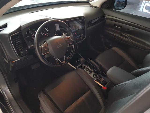 MITSUBISHI OUTLANDER 2.0 COMFORT 7 LUGARES AUT - Foto 10