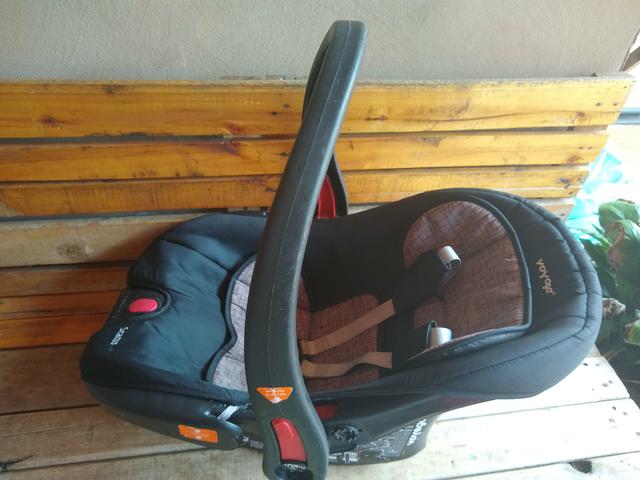 Bebe conforto voyage usado