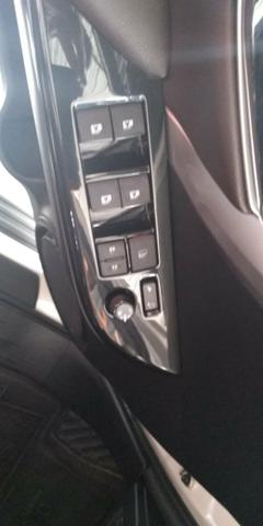 Vendo uma linda nova toyota sw4 srx diesel 4x4 7l top 5km 2018/2018 - Foto 10
