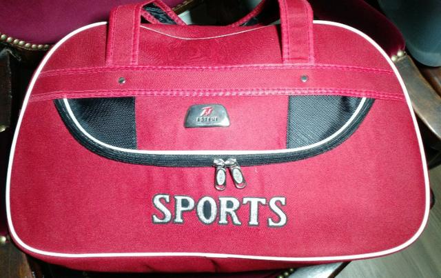 Bolsa Sport Vermelha - Importada dos EUA - Nova - Foto 2