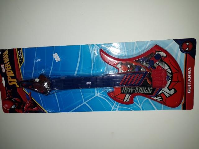 Guitarra infantil homem aranha
