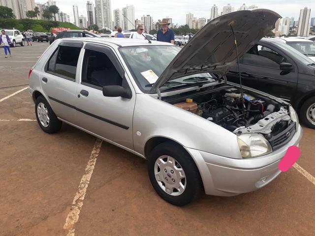 Fiesta Class 1.0 8v Relíquia " completo-direção " super conservado - 2004 - Foto 3
