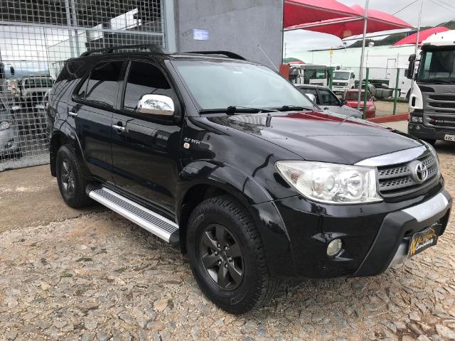 Hilux SW4 7 lug. SR 4x2 Flex 2009 - Foto 2