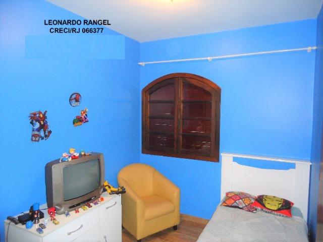 Casa Triplex Colonial linda, recém reformada. Centro do Vilar dos Teles - Foto 4