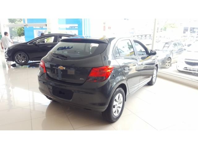 CHEVROLET ONIX 1.0 MPFI JOY 8V FLEX 4P 2018 - Foto 4