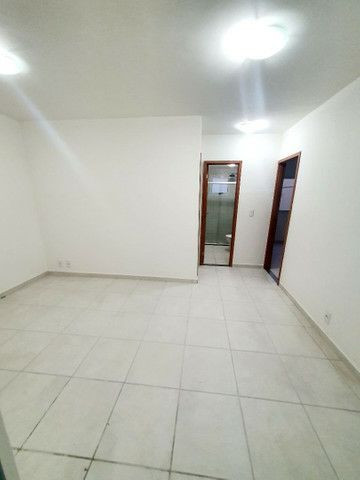 Alugo apto roseira 5 andar - Foto 2