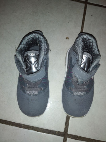 tenis nike infantil numero 22