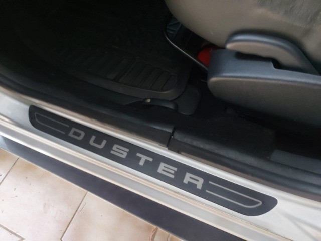 Duster 4x4 2.0 prata 2012 - Foto 4