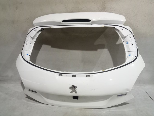 Tampa traseira Peugeot 208