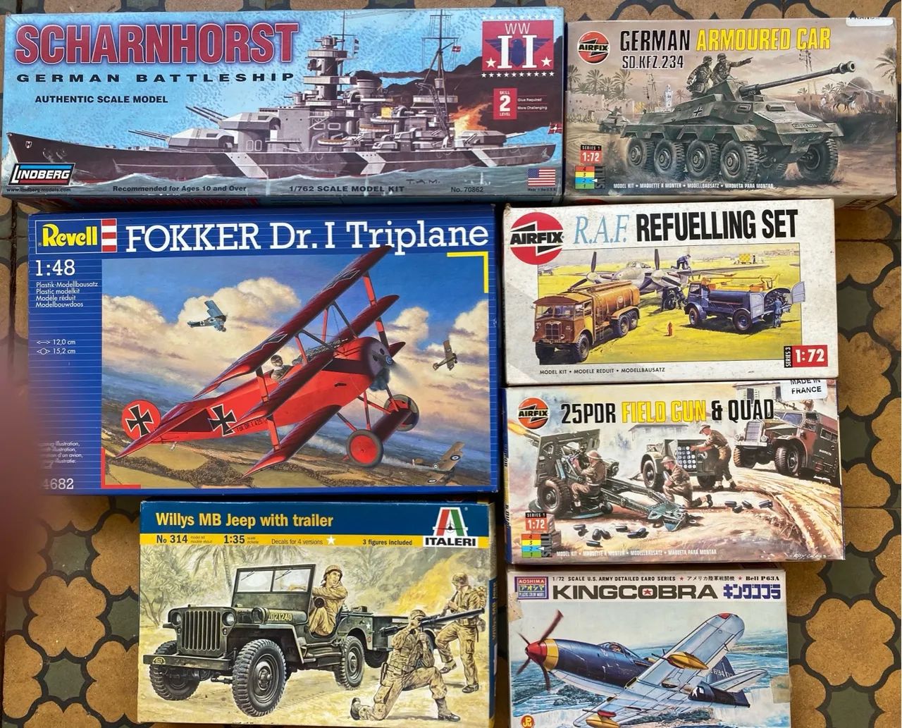 Miniaturas de aviões e helicóptero - Foto 3