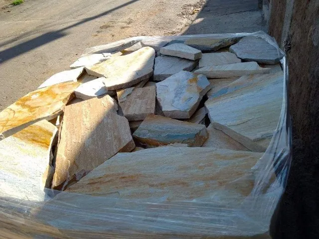 Piso São Tomé - Varios tipos de Pedra São Tomé