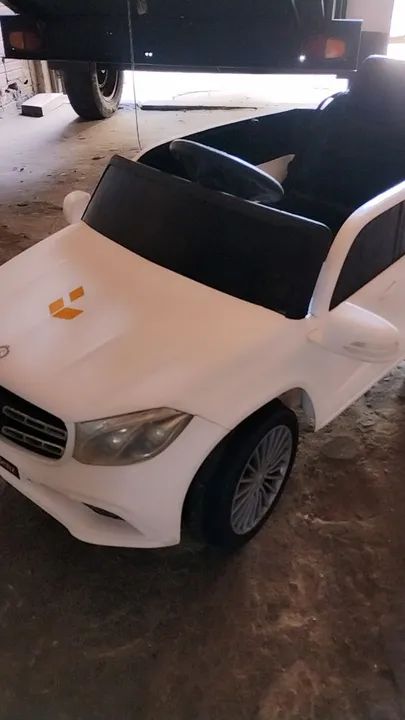Carro Elétrico Infantil Mercedes Benz - Branco