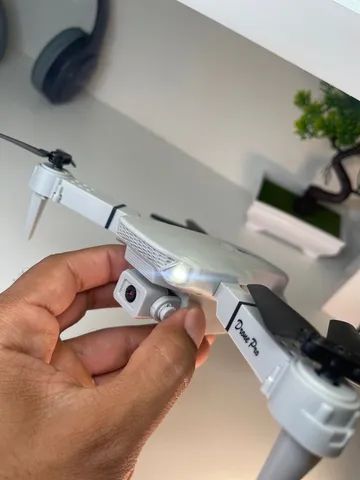 Drone tira foto e filma com carregador de bateria USB garantia hélice extra  - Foto 2