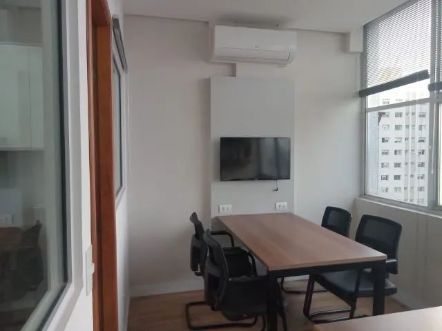 CONJUNTO COMERCIAL 35M2, REFORMADO, MOBILIADO E MODERNO - PRONTO PARA USAR! - CENTRO SP