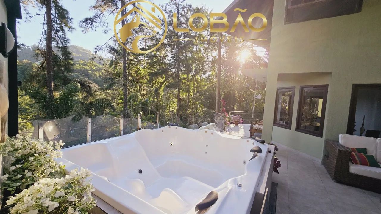 Imperdível!! Charmosa casa no Centro de Penedo com SPA