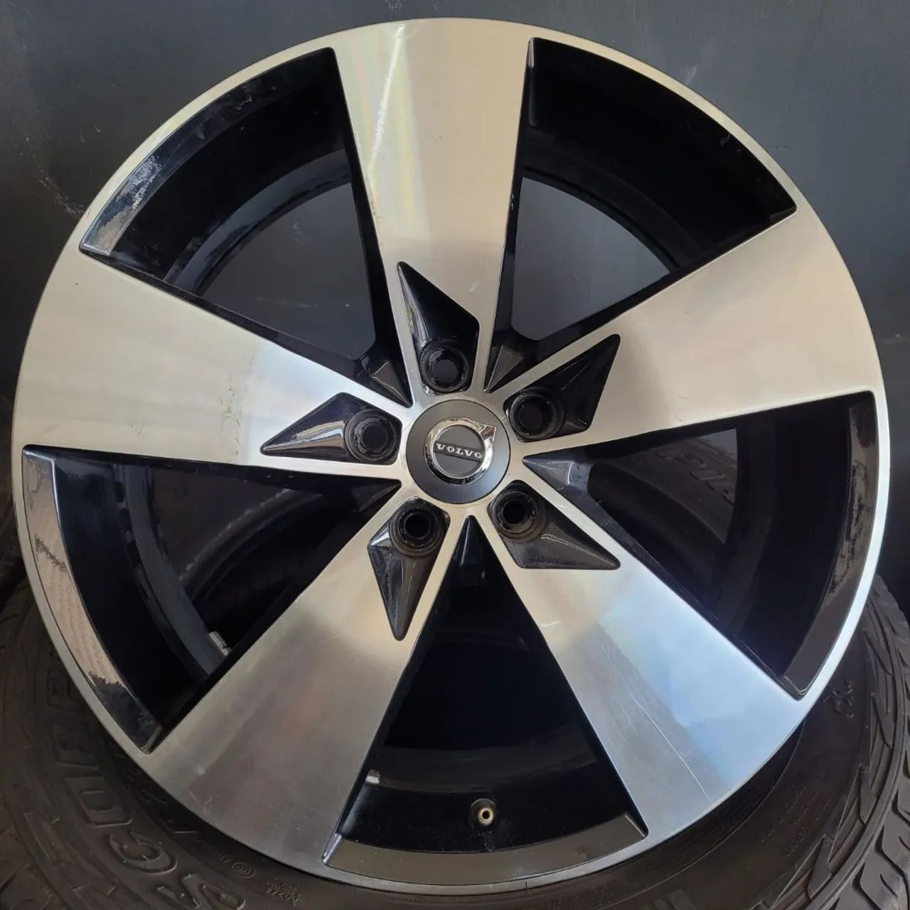 Jogo de rodas usadas aro 19 5x108 Volvo XC40