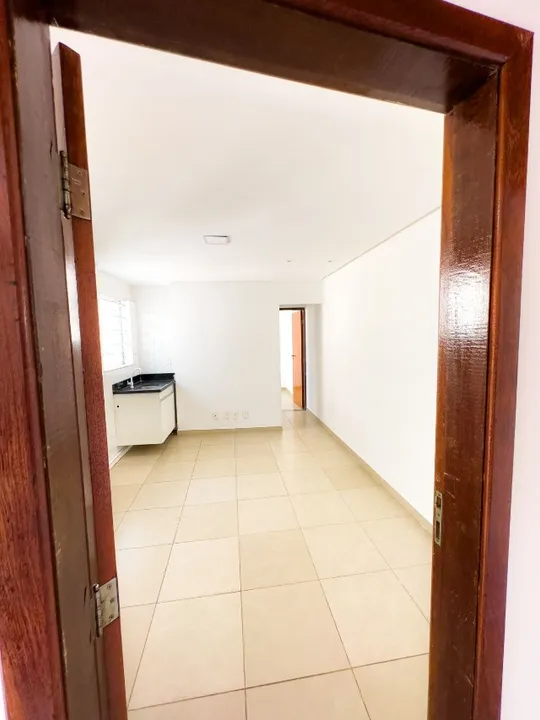 Federação - 1/4 ao Lado da Graça (Condomínio, água e IPTU incluso)