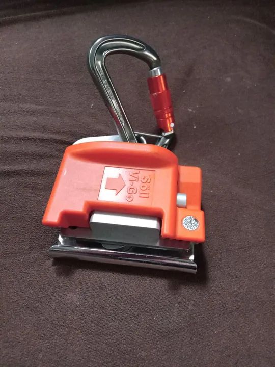 Equipamento de rapel ,queda livre, novo nunca usado!