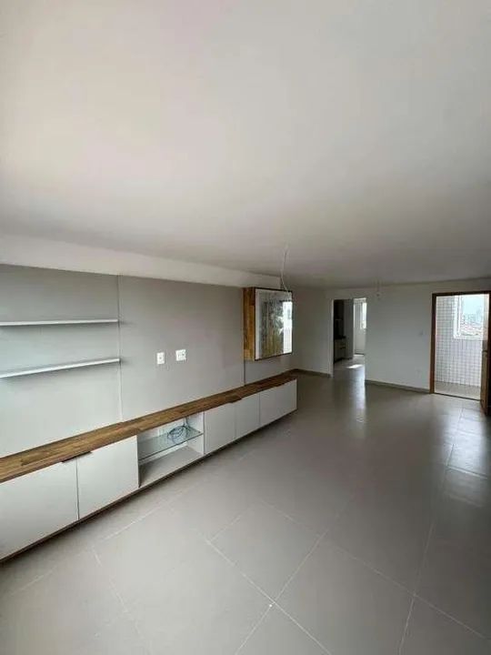 Apartamento com 03 quartos no Expedicionários! 89m², andar alto e vagas.