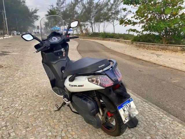 Citycom 300i 2016 - 34.000KMS - Doc OK! - Foto 3