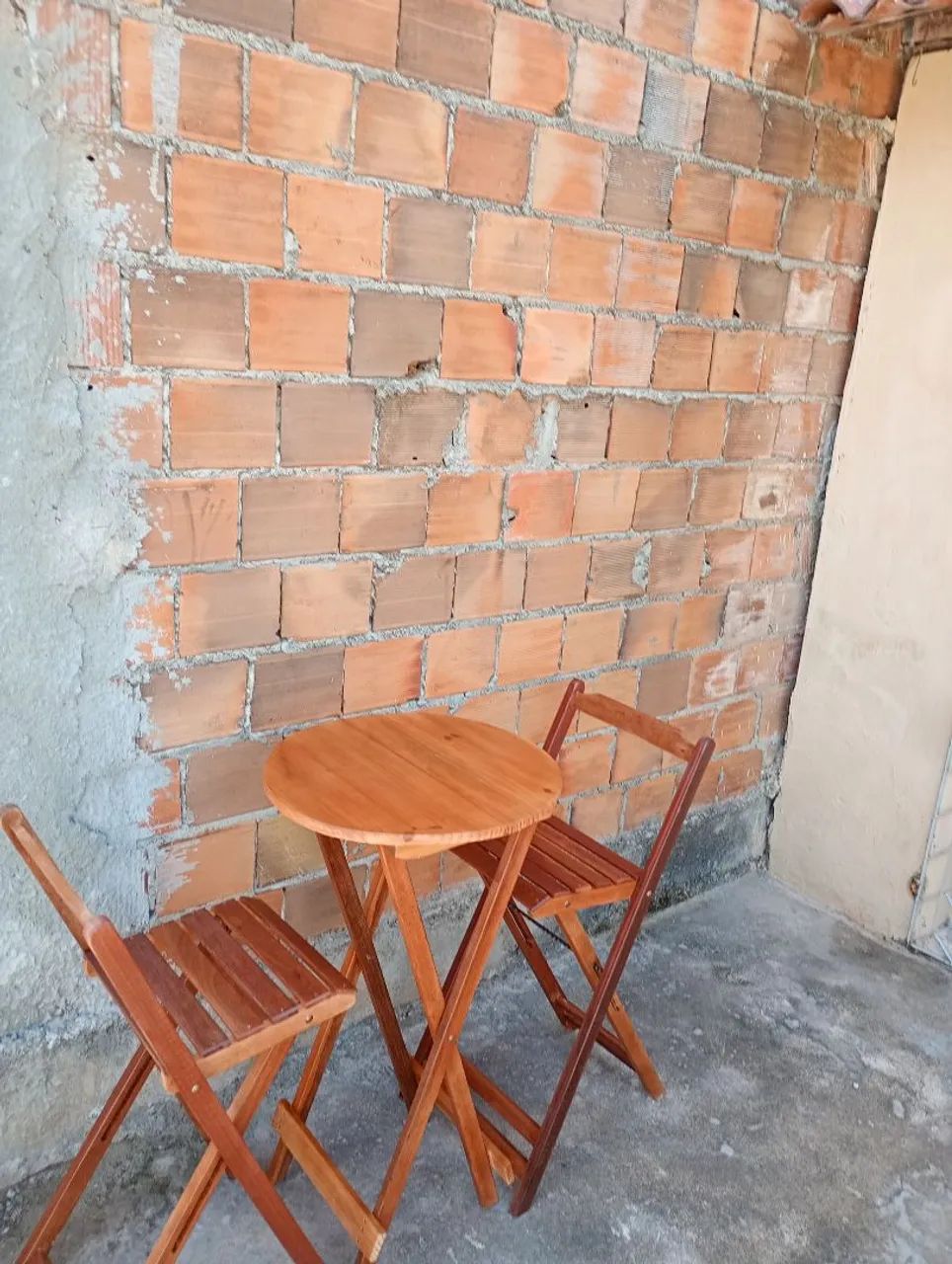 Conjunto Mesa e Cadeiras de Madeira - 4 lugares no ou 6 lugares  - Foto 4