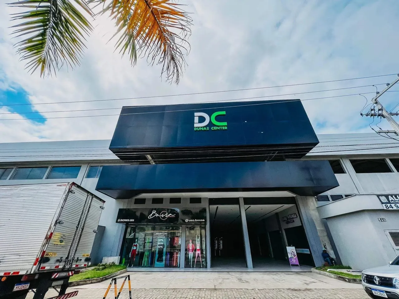 Salas comerciais de 60m² e 30m² para locação no Dunas Center em Nova Parnamirim (04 lojas
