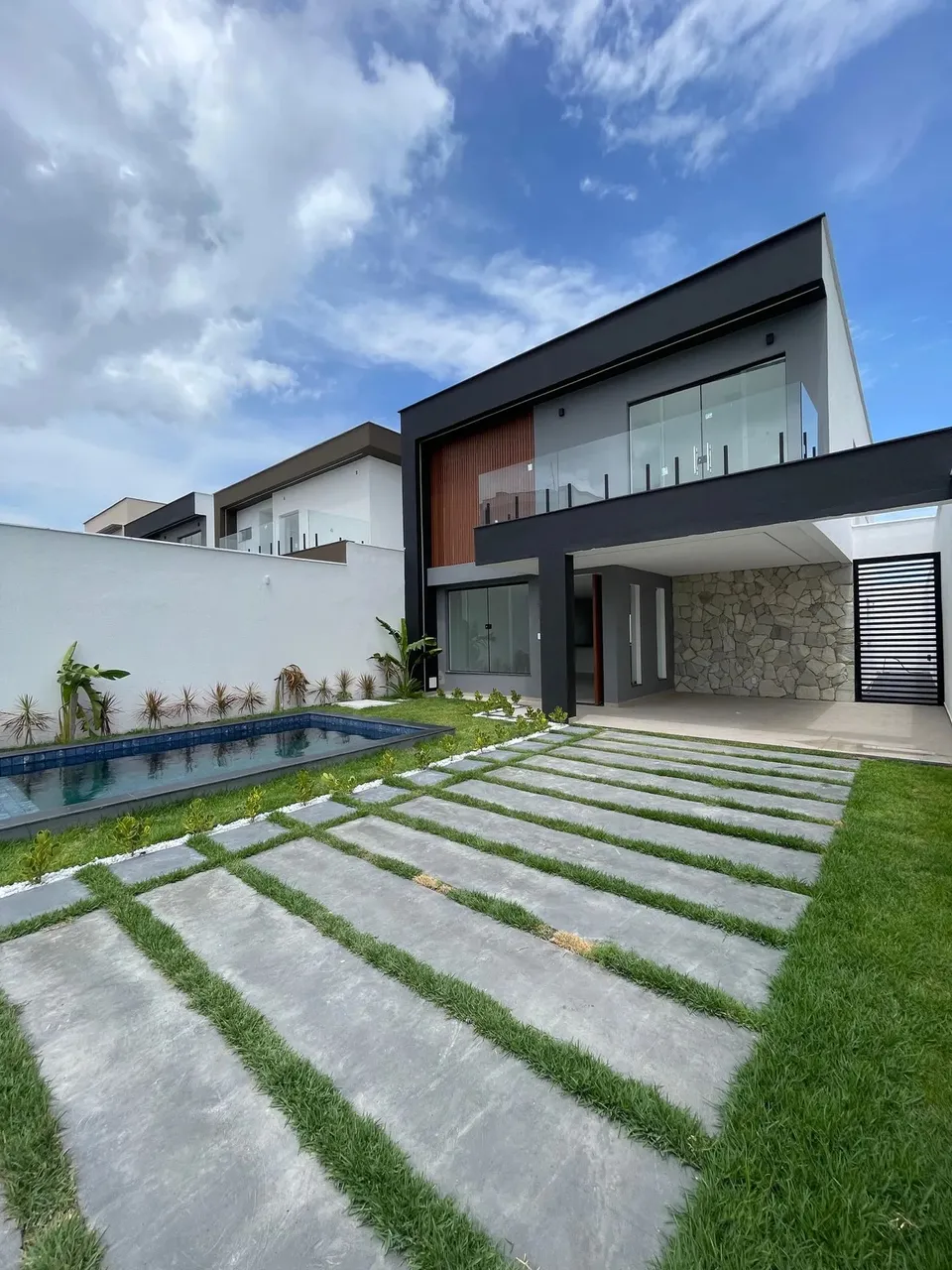 SN| CASA DUPLEX À VENDA NO ARAÇAGI
