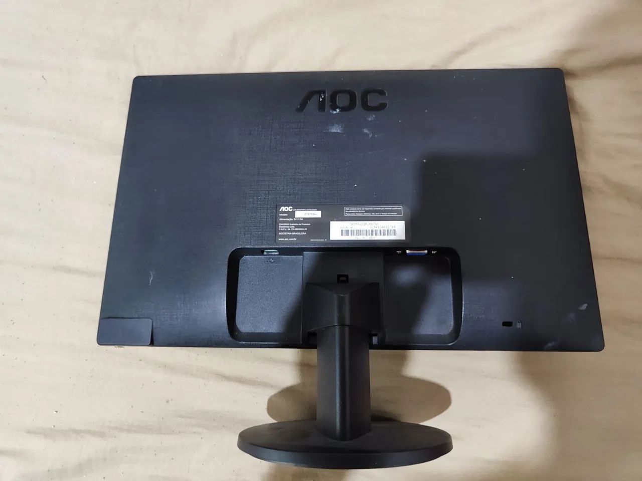 Monitor AOC Led 15,6 polegadas (Ler a descrição) - Foto 2