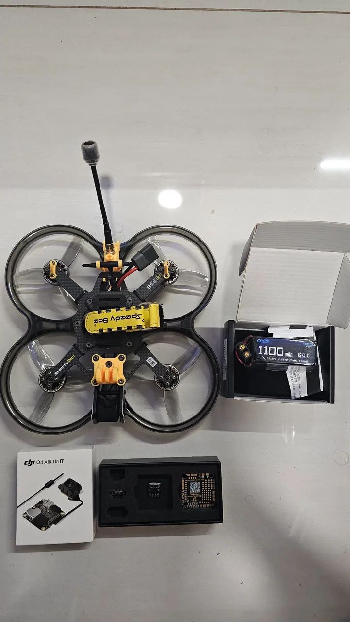 Drone FPV Speedybee bee 35