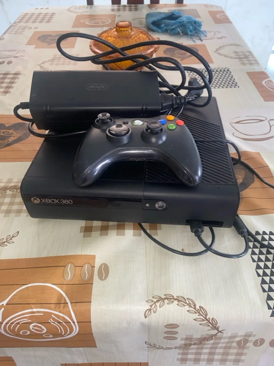 Xbox 360 com Controle e Acessórios