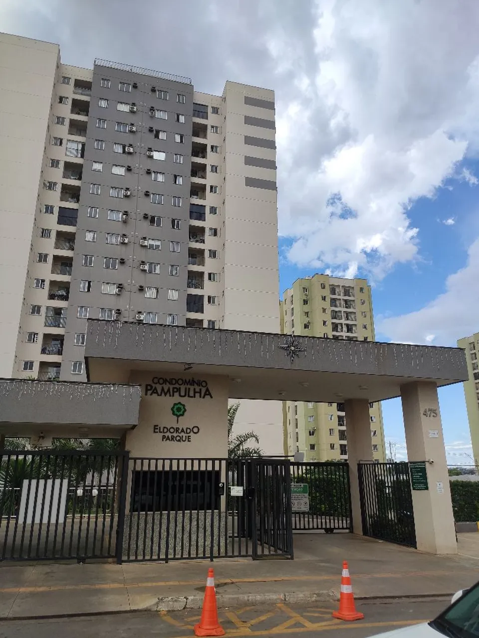 Alugo apartamento 2Q Condomínio Pampulha, Parque Oeste industrial A