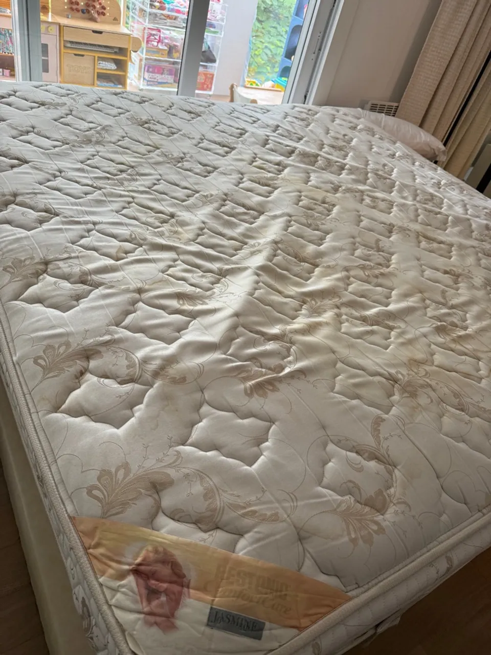 Cama box e colchão super king