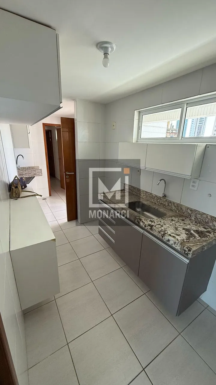 Excelente apartamento à venda em Brisamar, 3 quartos, sendo 1 suíte, além de DCE completa 