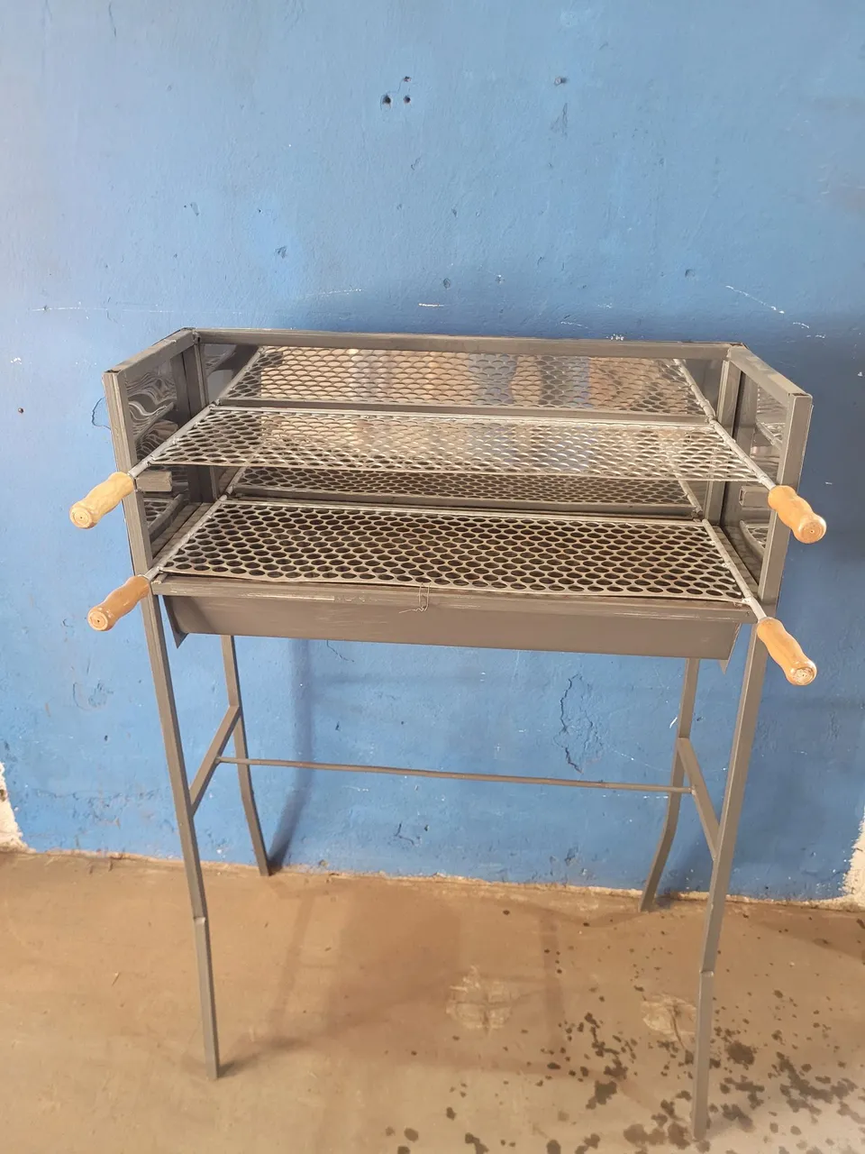 CHURRASQUEIRAS DE ESPETINHO APARTIR 280,00
