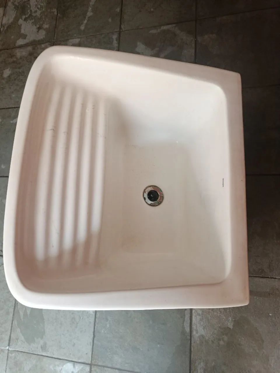 Tanque de louça incepa 26 litros praticamente novo - Foto 3