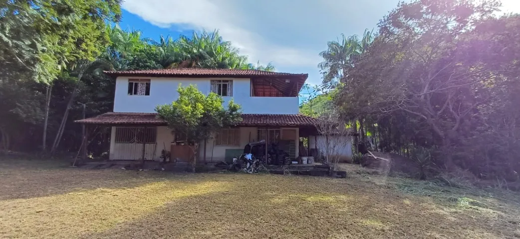 Sítio 2hec., casa, pasto braquiária, 1,8 km do asfalto, 25km Ipatinga, dist.São candidido.