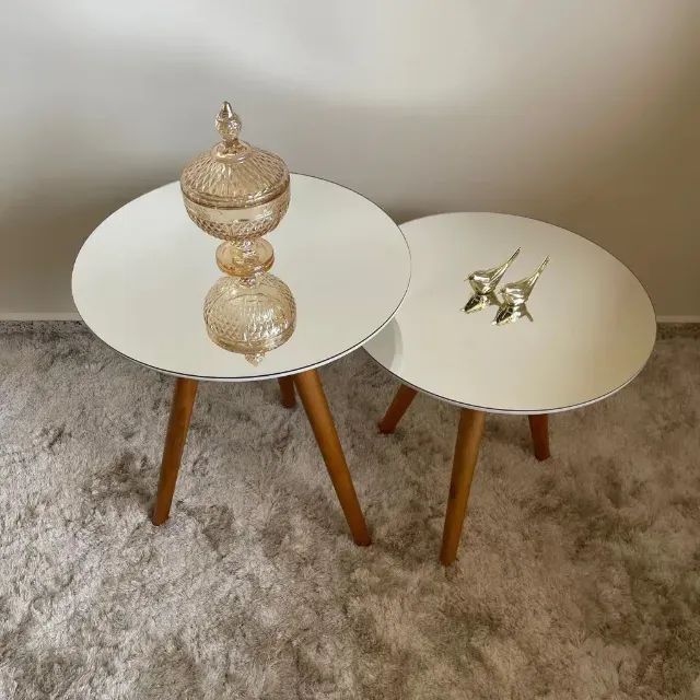 Conjunto de Mesa de apoio Valência com vidro espelhado a pronta entrega