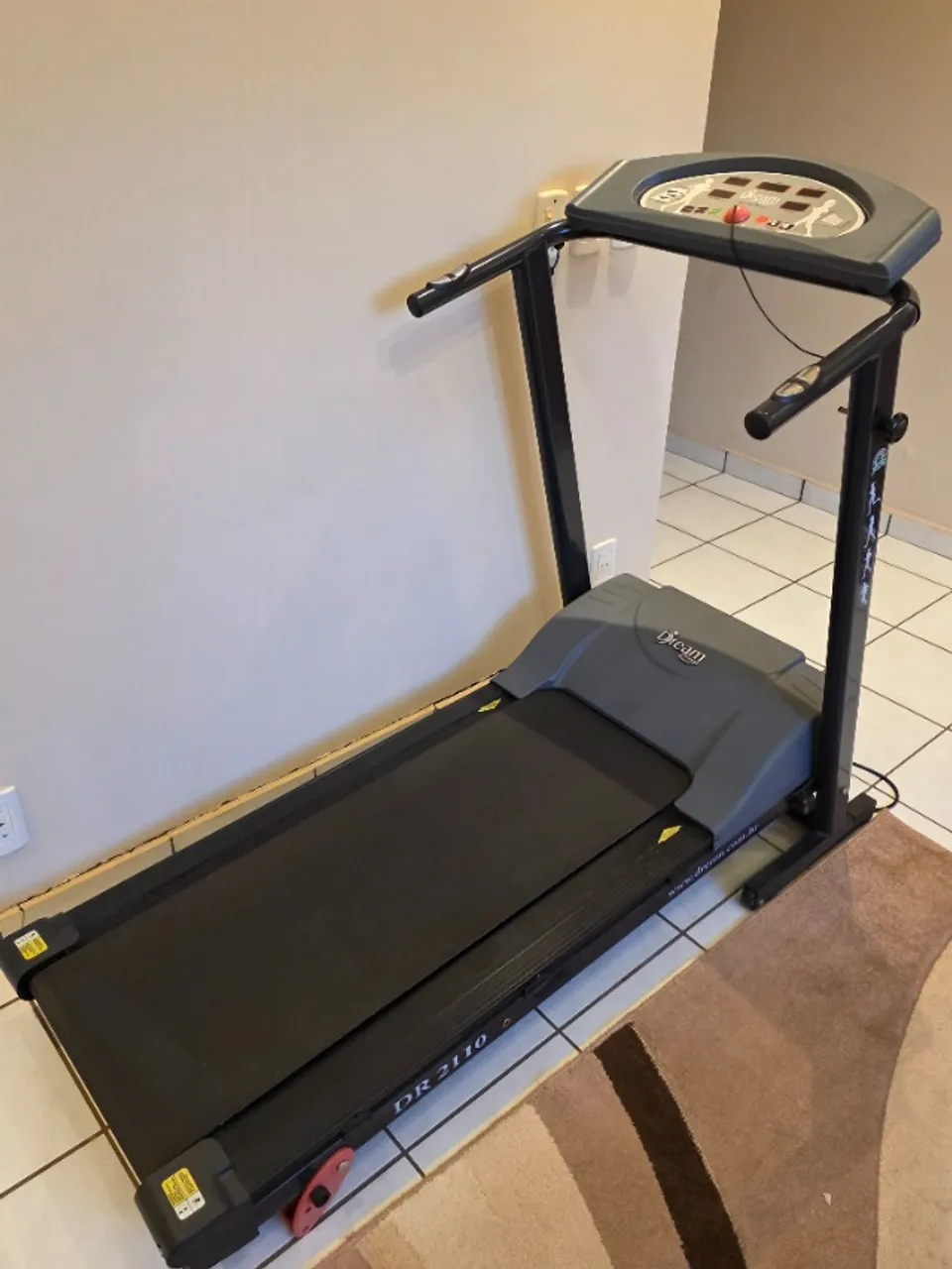 Esteira Eletrônica Dream Fitness DR 2110 Bivolt Excelente Estado