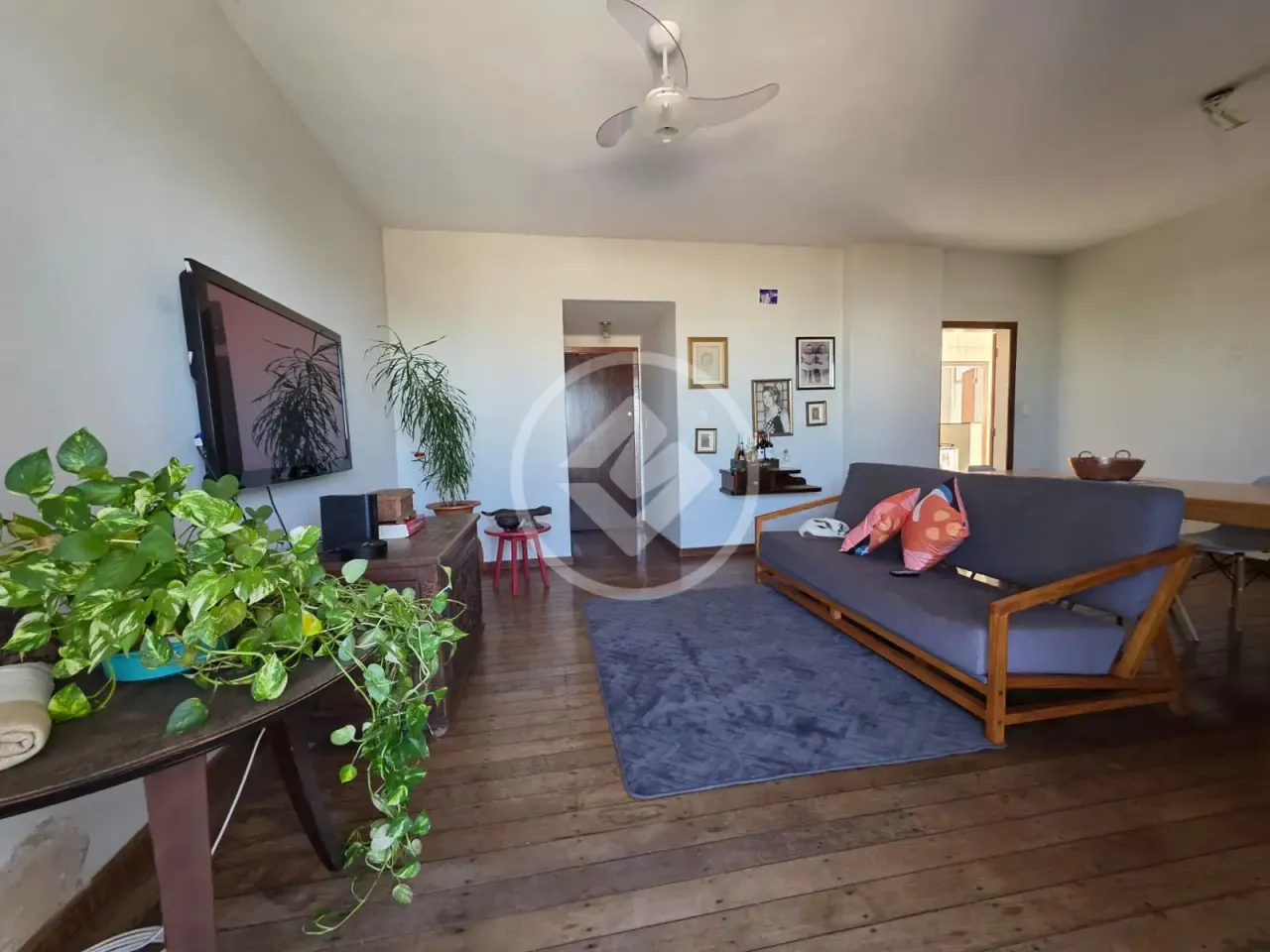 Vendo Apartamento de 140 m² com 4 quartos (2 suítes) no bairro Araés. codigo: 130298