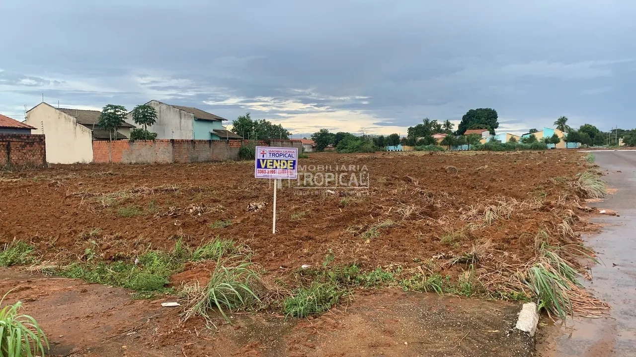 Vende-se 02 lotes juntos no setor Ype em Porto Nacional To.