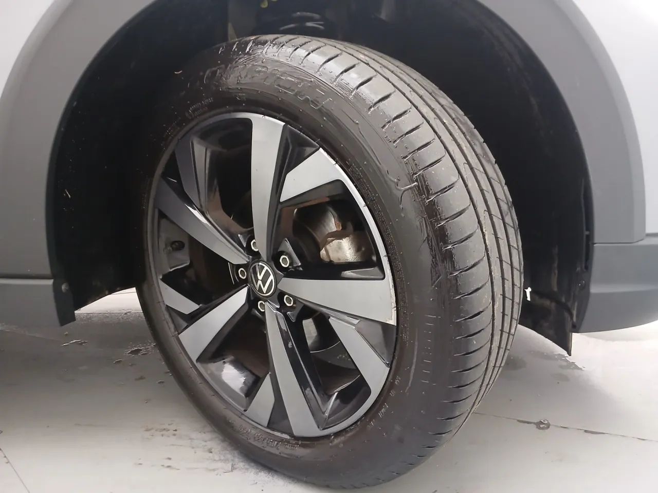 Volkswagen Nivus Highline 1.0 200 TSI Flex Aut., foto 13 de 18
