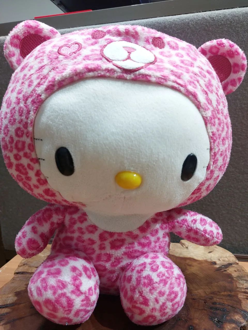 Hello kitty original 25 cm (usada)