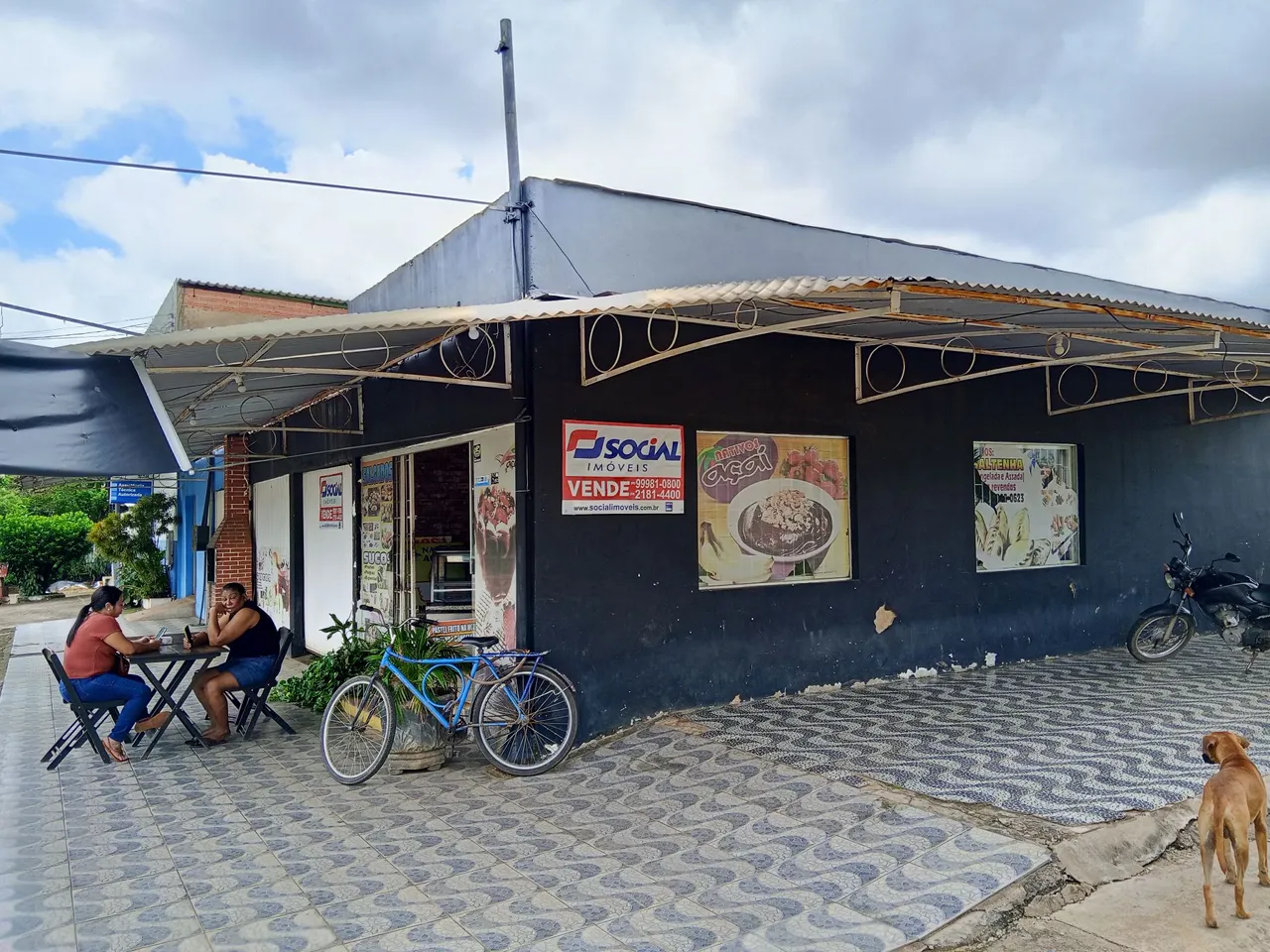Alugo ponto Comercial.