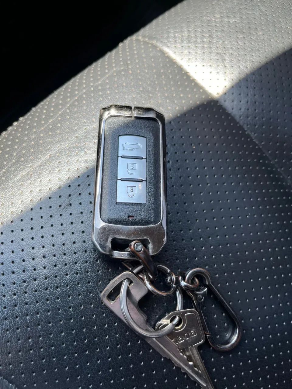 Mitsubishi L200 Triton Sport HPE-S 2.4 CD Dies. AUT 2019 - Foto 4