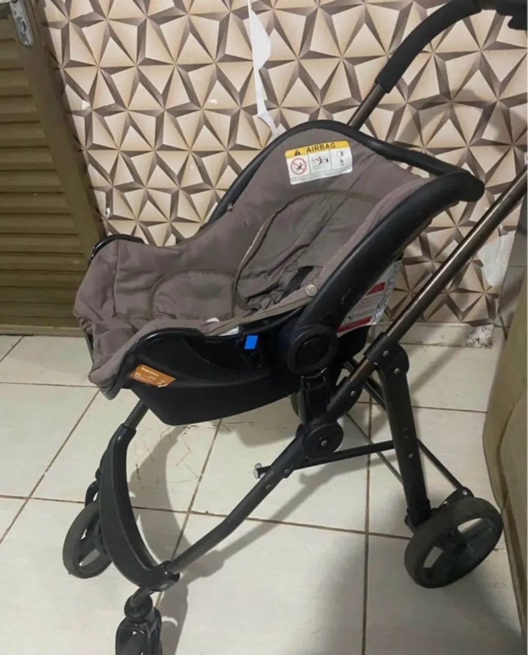 Carrinho de Bebê com Bebê Conforto Galzerano - Foto 3