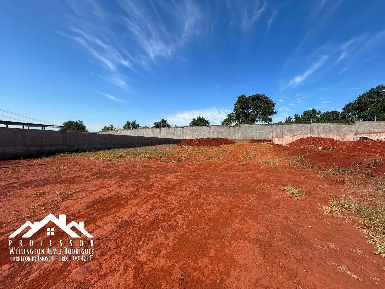 Terreno no Condomínio Residencial Florisa II em Limeira-SP