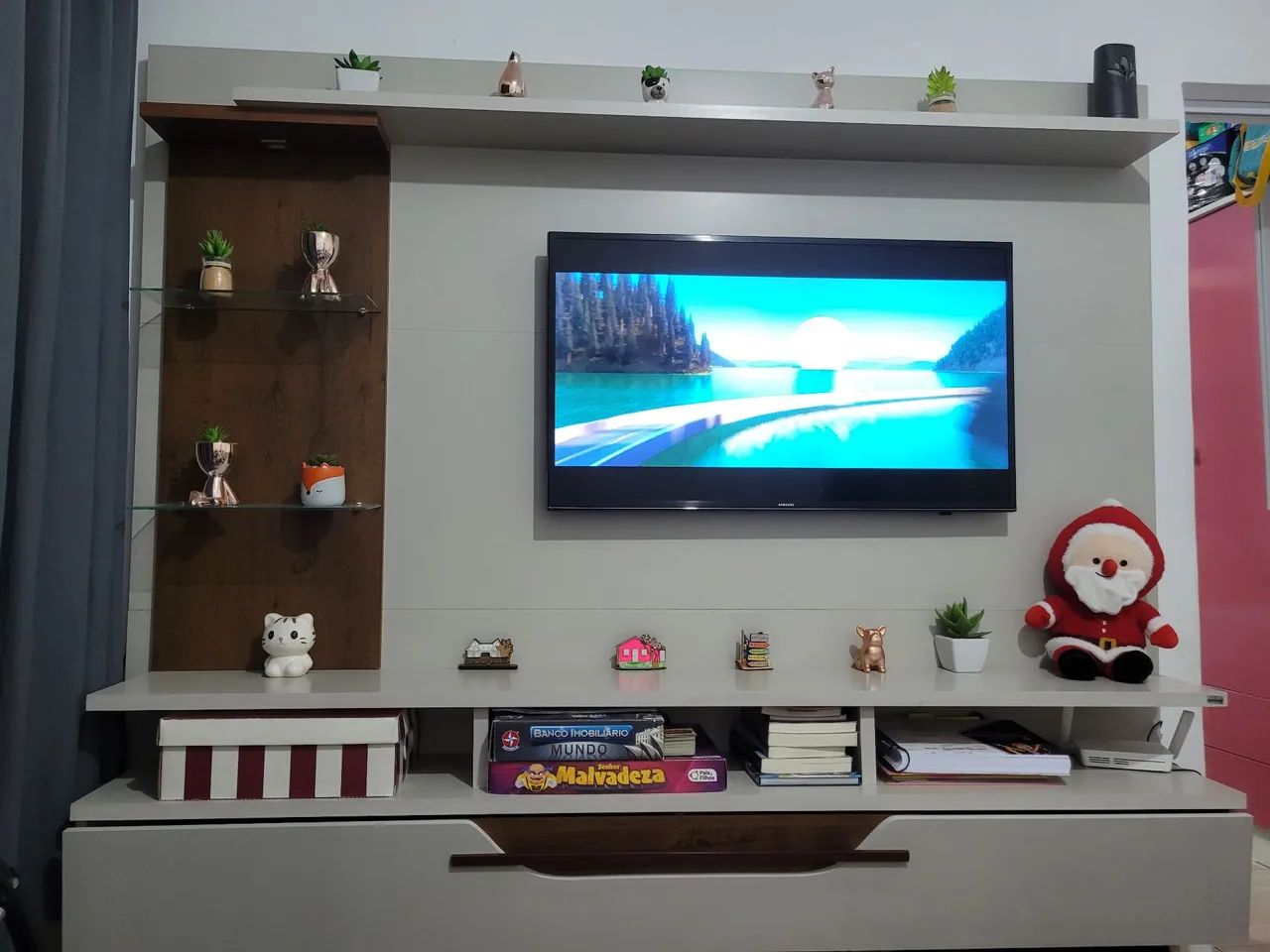 Painél de TV64596062695683120